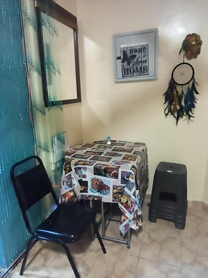 Appartamento Moon Backpackers , Al Rigga , Partition For Couples And For Singles Dubai Esterno foto